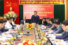 Đồng chí Đinh Tiến Dũng phát biểu chỉ đạo hội nghị.