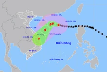 Vị trí và hướng di chuyển của bão số 7 lúc 10 giờ ngày 9/11. (Nguồn: nchmf.gov.vn)