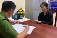 Đối tượng Nguyễn Thị Phương Thảo bị tạm giữ.