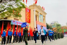 Các đoàn tham gia Ngày chạy Olympic "Vì sức khỏe toàn dân".