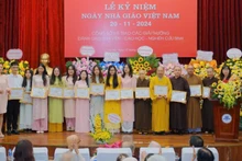 Trao tặng 15 giải thưởng cho các đề tài luận văn, đề tài khóa luận chuyên ngành Hán Nôm.