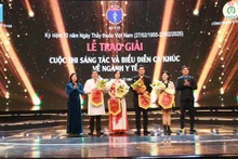 Ban tổ chức chọn 20 tác phẩm xuất sắc trao giải.