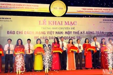 Khai mạc trưng bày chuyên đề “Báo chí cách mạng Việt Nam: Một thế kỷ xung trận và tự hào báo chí Quảng Trị”.