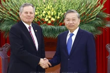 Tổng Bí thư Tô Lâm tiếp Thượng nghị sĩ Hoa Kỳ Steven David Daines. (Ảnh: TTXVN)