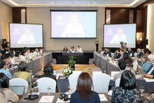 Quang cảnh ngày làm việc thứ 2 của Hội thảo Kiểm soát và cải thiện chất lượng môi trường không khí tại Việt Nam. 
