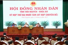 Hội đồng nhân dân tỉnh Thái Nguyên thông qua các nghị quyết sắp xếp, nhập tỉnh Bắc Kạn và Thái Nguyên, sắp xếp đơn vị hành chính cấp xã, dạy tiếng Việt cho trẻ em dân tộc thiểu số trước khi vào lớp 1.