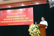 Đồng chí Nguyễn Văn Thể, Ủy viên Trung ương Đảng, Bí thư Đảng ủy Khối phát biểu tại hội nghị.
