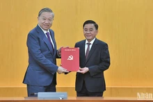 Bộ Chính trị phân công đồng chí Trần Cẩm Tú giữ chức Thường trực Ban Bí thư. (Ảnh: ĐĂNG KHOA)
