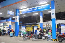 Petrolimex chủ động bảo đảm nguồn cung, đáp ứng tối đa nhu cầu mua xăng dầu của người dân.