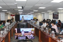 Quang cảnh buổi họp báo.