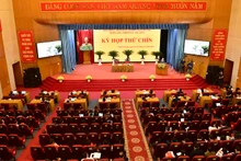 Tuyên Quang thông qua 17 nghị quyết phát triển kinh tế-xã hội, bảo đảm quốc phòng-an ninh 