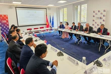 Bí thư Tỉnh ủy Phạm Gia Túc nhấn mạnh, Nam Định luôn coi sự thành công của nhà đầu tư là thành công của chính quyền và nhân dân địa phương. (Ảnh: MINH DUY)