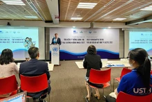 Trưởng đại diện UNESCO tại Việt Nam Christian Manhart phát động chương trình.
