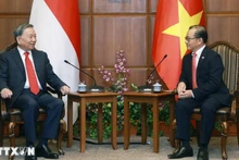 Tổng Bí thư Tô Lâm hội kiến Chủ tịch Quốc hội Singapore Seah Kian Peng. (Ảnh: TTXVN)