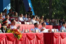Thường trực Ban Bí thư Trần Cẩm Tú và các đại biểu dự tổng duyệt. (Ảnh DUY LINH)