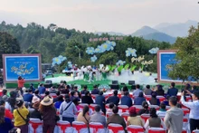 Quang cảnh khai mạc Hội hoa sở Bình Liêu năm 2022.