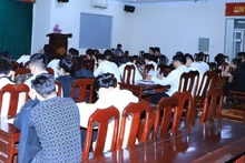 Các đối tượng Công ty Lộc Phúc tại Cơ quan điều tra.
