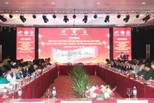 Toàn cảnh hội nghị.