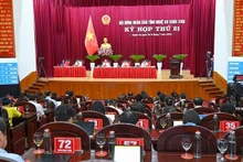Bế mạc Kỳ họp lần thứ 21 Hội đồng nhân dân tỉnh Nghệ An khóa 18.