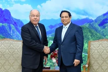 Thủ tướng Phạm Minh Chính tiếp Bộ trưởng Ngoại giao Brazil Mauro Vieira. (Ảnh: TRẦN HẢI)