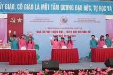Ban tổ chức nhận bài dự thi đến hết ngày 5/4.