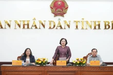 Thống đốc Ngân hàng Nhà nước Việt Nam Nguyễn Thị Hồng phát biểu tại buổi làm việc. (Ảnh: HOÀNG TRUNG)