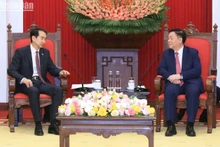 Đồng chí Nguyễn Trọng Nghĩa tiếp Đại sứ đặc mệnh toàn quyền nước Cộng hòa nhân dân Trung Hoa Hà Vĩ