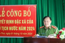 Lãnh đạo Công an Cần Thơ phát biểu tại buổi lễ.