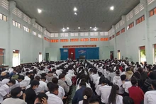Hội nghị tuyên truyền biển, đảo, thu hút nguồn nhân lực Hải quân tại Ninh Thuận.