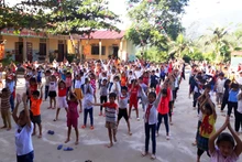 Học sinh là con em đồng bào các dân tộc thiểu số ở vùng cao của tỉnh Lào Cai. (Ảnh: QUỐC HỒNG)