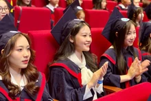 Sinh viên Trường đại học Mở Hà Nội tại lễ trao bằng tốt nghiệp năm 2024.