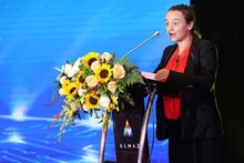 Bà Sophie Maysonnave - Tham tán Hợp tác và Hoạt động văn hóa, Ðại sứ quán Pháp tại Việt Nam ấn tượng với tư duy đột phá của Quỹ VINIF. 