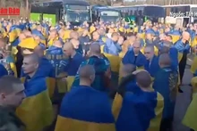 [Video] Nga, Ukraine tiến hành đợt trao đổi tù binh lớn nhất