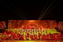 Màn khai từ "Hùng thiêng sông núi" tại đêm khai mạc Festival Ninh Bình lần thứ 3, năm 2024. (Ảnh: Thùy Dung)