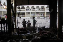 Ngôi trường nơi trú ẩn của người di tản tại Gaza, sau vụ không kích của Israel, ngày 10/8/2024. (Ảnh: Reuters)