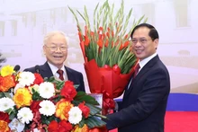 Bản sắc ngoại giao "cây tre Việt Nam"