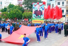 Quang cảnh Lễ khai mạc Giải chạy việt dã Báo Hải Dương tại công viên Bạch Đằng, thành phố Hải Dương. (Ảnh: Báo Hải Dương)