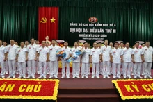 Ban Chấp hành Đảng bộ nhiệm kỳ 2025-2030 ra mắt Đại hội. (Ảnh: CTV HQ) 