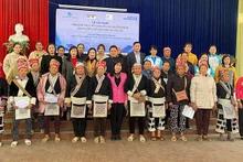 Các phụ nữ nhận hỗ trợ từ chương trình. (Ảnh: UN Women)