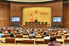 Quang cảnh một phiên thảo luận ở hội trường tại Kỳ họp thứ 6, Quốc hội khóa XV. (Ảnh minh họa: DUY LINH)