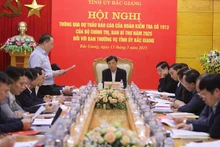 Đoàn công tác của Bộ chính trị làm việc tại Bắc Giang.