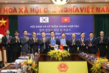 Ký kết hợp tác giữa 2 tỉnh Bắc Giang và tỉnh Chungcheongnam, Hàn Quốc.