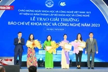 Trao giải thưởng báo chí về Khoa học và Công nghệ năm 2023