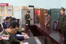 Bắt cán bộ Ban Quản lý rừng đặc dụng Tây Côn Lĩnh