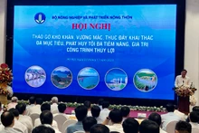 Thứ trưởng Nông nghiệp và Phát triển nông thôn Nguyễn Hoàng Hiệp phát biểu tại hội nghị.