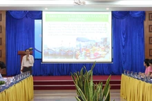 Đại biểu thông tin tại Hội thảo.