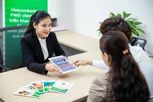 Tư vấn cho khách hàng mua bảo hiểm. (Ảnh minh họa)