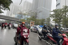 Khu vực Hà Nội có mưa vài nơi, sáng sớm có sương mù và sương mù nhẹ, trưa chiều hửng nắng. (Ảnh minh họa)