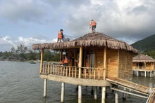 Chính quyền thành phố Phú Quốc cưỡng chế công trình xây dựng trái phép trên đất do nhà nước quản lý.