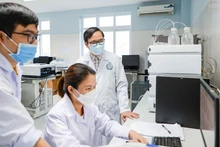 Hoạt động thực hành, nghiên cứu của giảng viên, sinh viên Đại học Quốc gia Hà Nội.